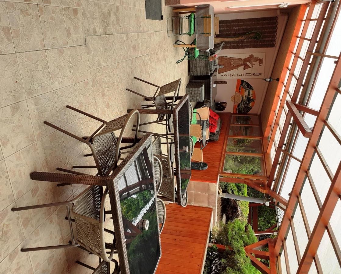 Flamingo Vendeghaz Bed & Breakfast Eger Exterior photo