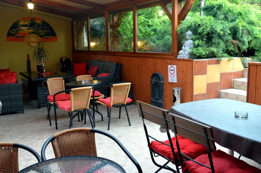Flamingo Vendeghaz Bed & Breakfast Eger Exterior photo